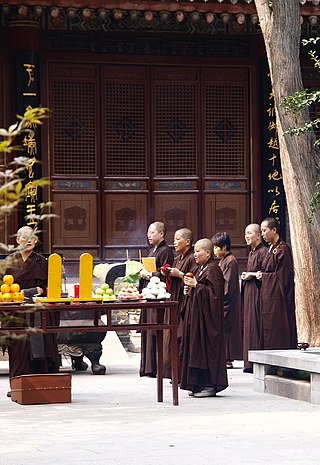 Bhikkhunī